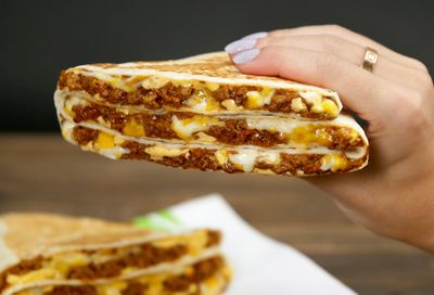 Taco Bell Rolls Out the New Grande Stacker 
