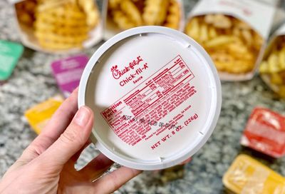 New 8 Ounce Tubs and Bottled Sauces Arrive at Chick-fil-A 