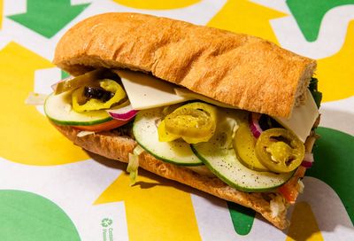 Subway Offers Rewards Members a 10% Off One Item Promotion Through to January 4