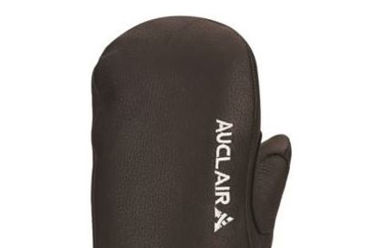 Auclair® Men’s Deer Goose Mitt for $19.97 at Cabela's Canada