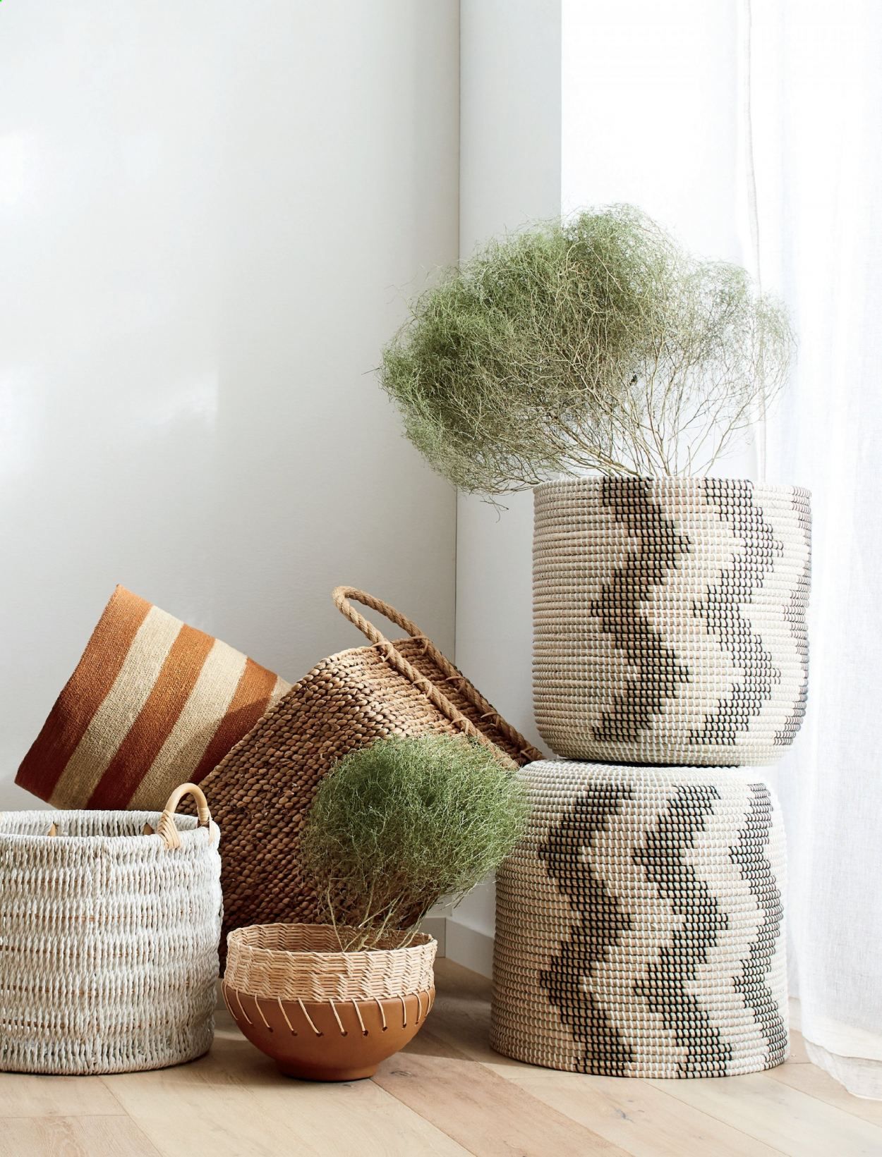 Crate & Barrel Weekly Ad Flyer February 1 to February 8