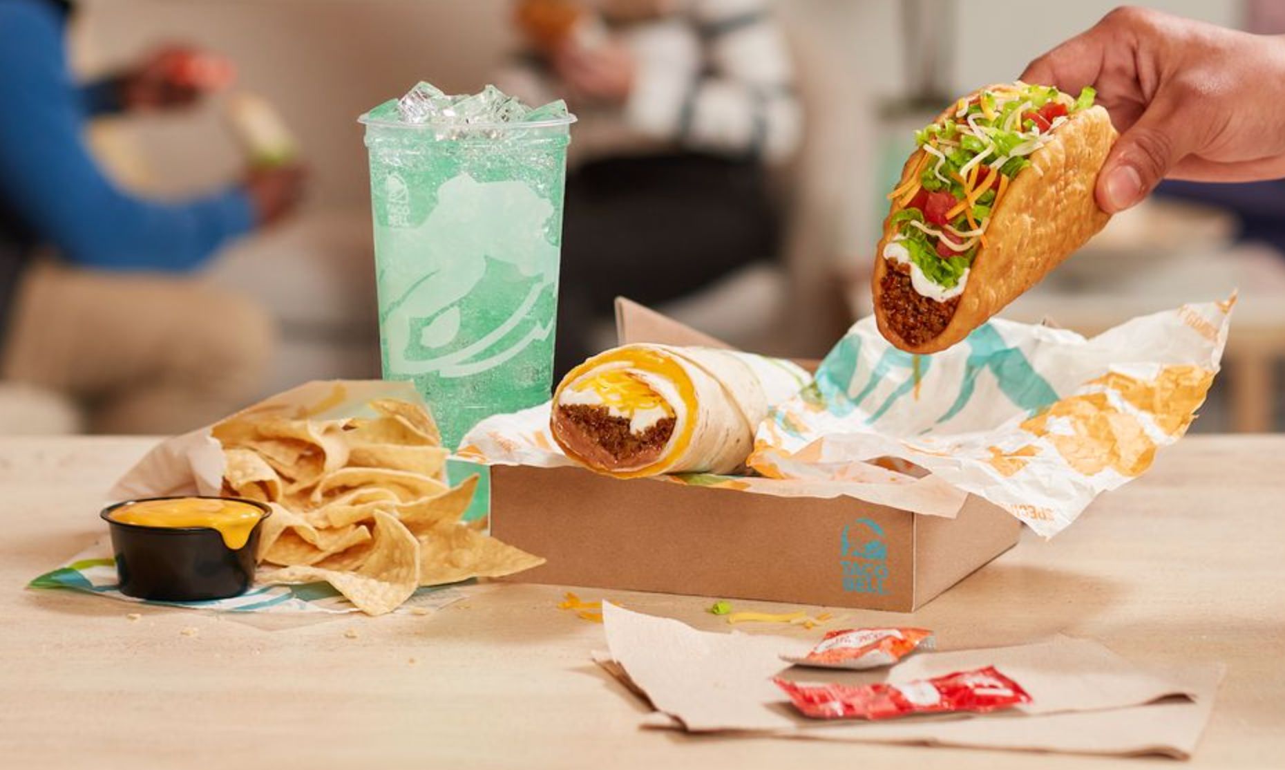 Taco Bell’s $5 Build Your Own Cravings Box Deal! Taco Bell’s $5 Build Your Own Cravings Box Deal!
