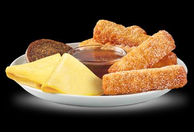 The New Sweet and Savory French Toast Dips Breakfast Platter Arrives at Hardee’s