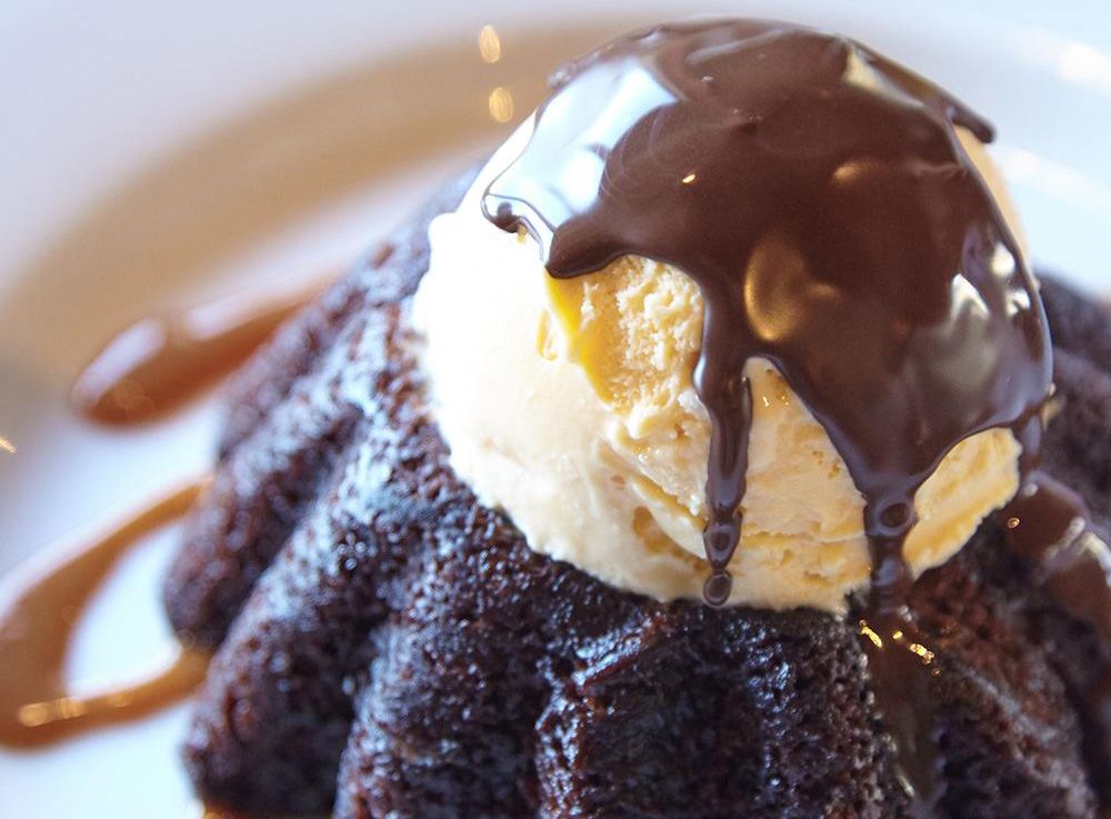 4 Days Only: My Chili's Rewards Members will Receive a Free Dessert with Entree Purchase 4 Days Only: My Chili's Rewards Members will Receive a Free Dessert with Entree Purchase