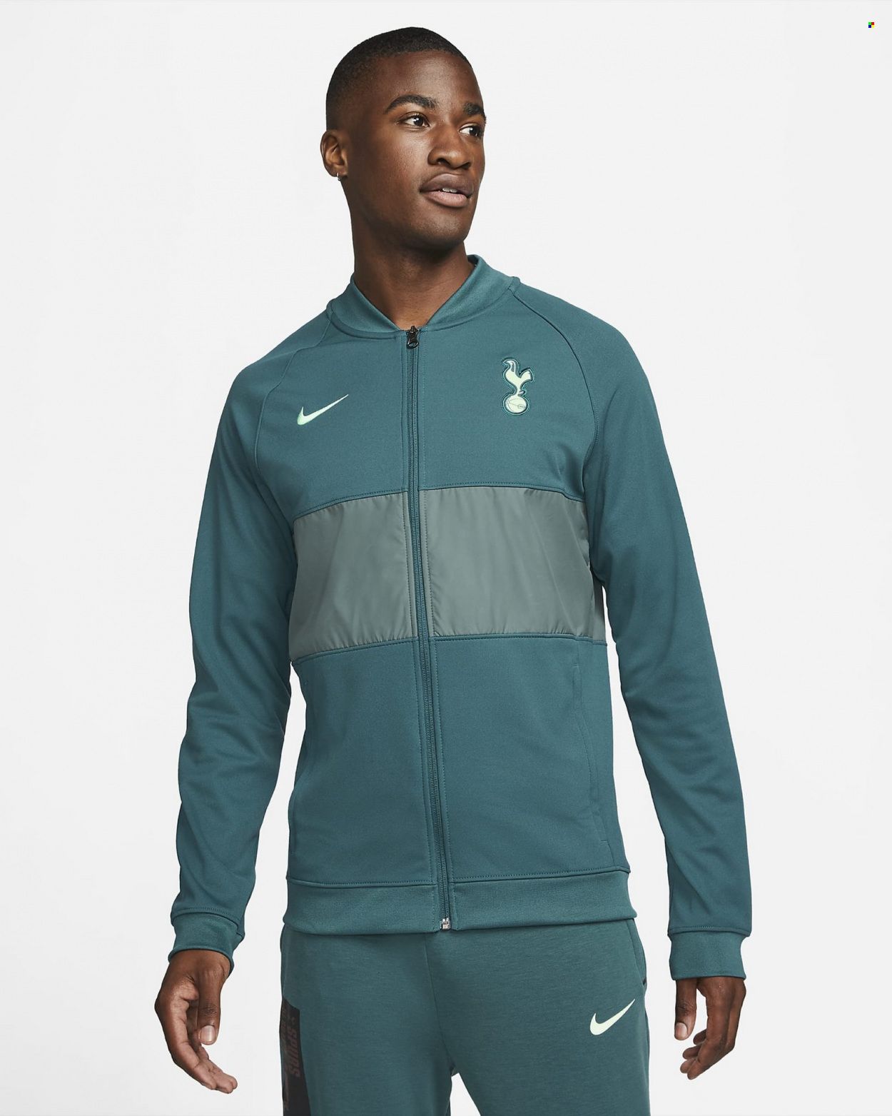 Nike Weekly Ad Flyer November 17 to November 24