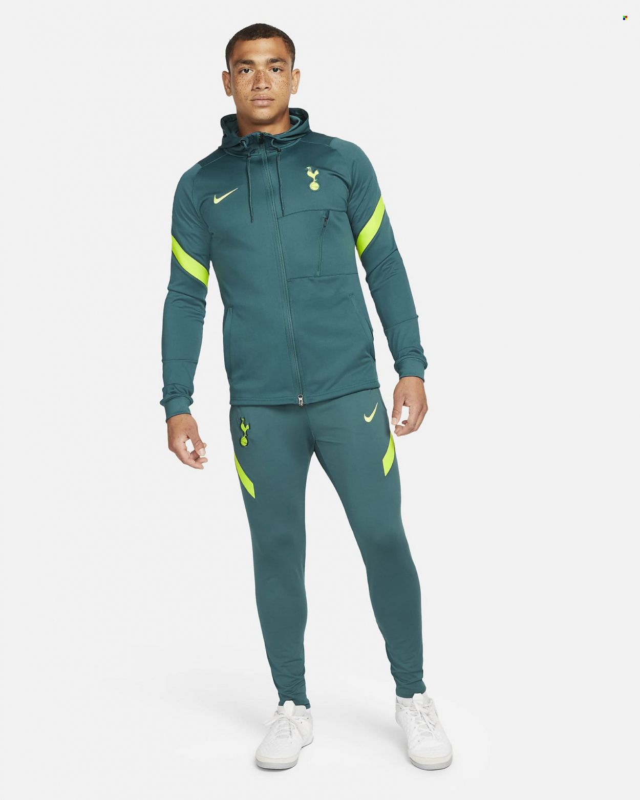 Nike Weekly Ad Flyer November 17 to November 24