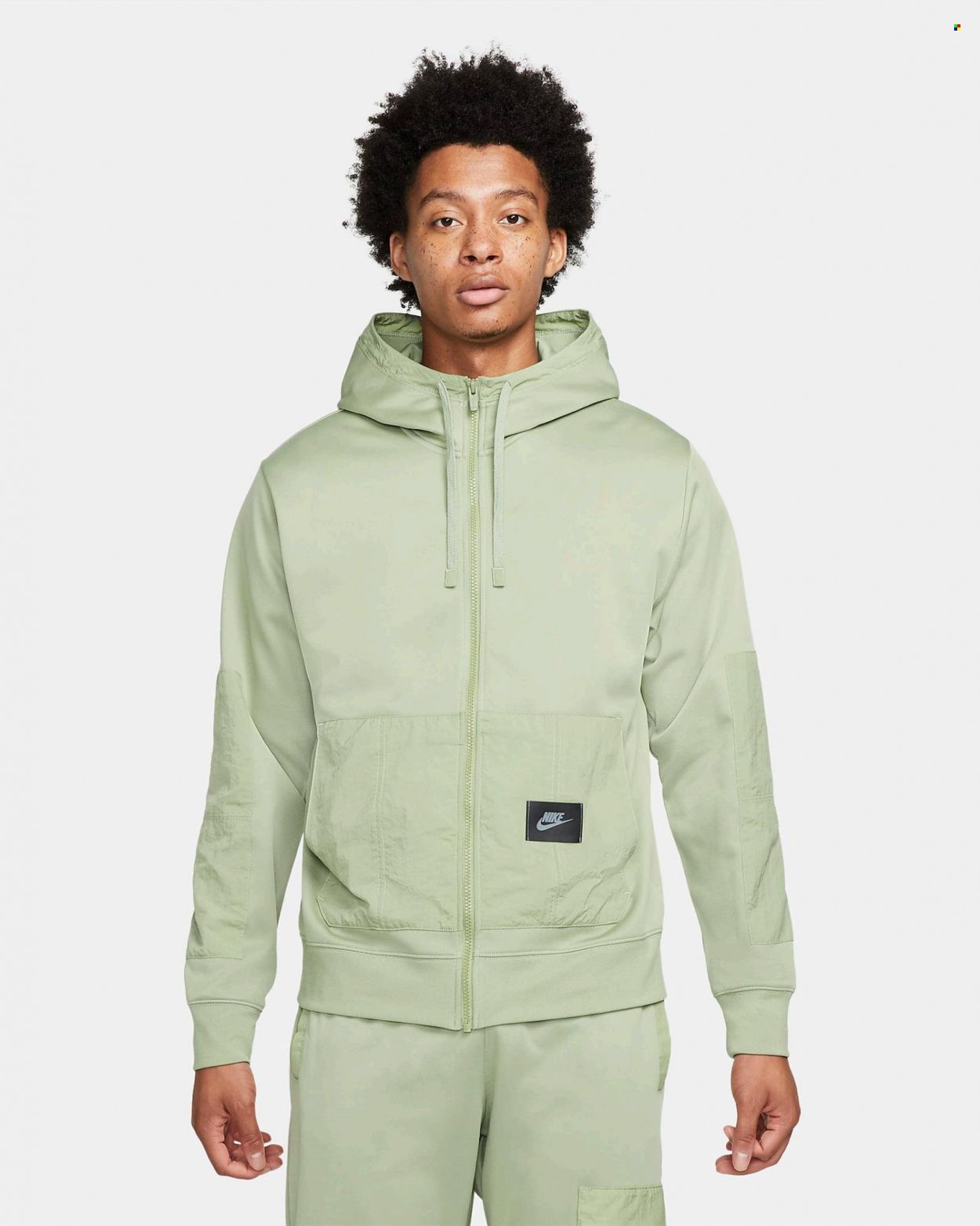 Nike Weekly Ad Flyer December 17 to December 24