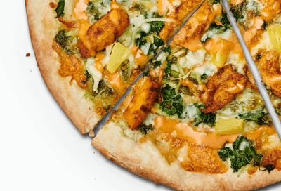 The New Jasmine Pizza and Zesty Asian Pineapple Salad are Now Part of the Flash MOD Menu at MOD Pizza