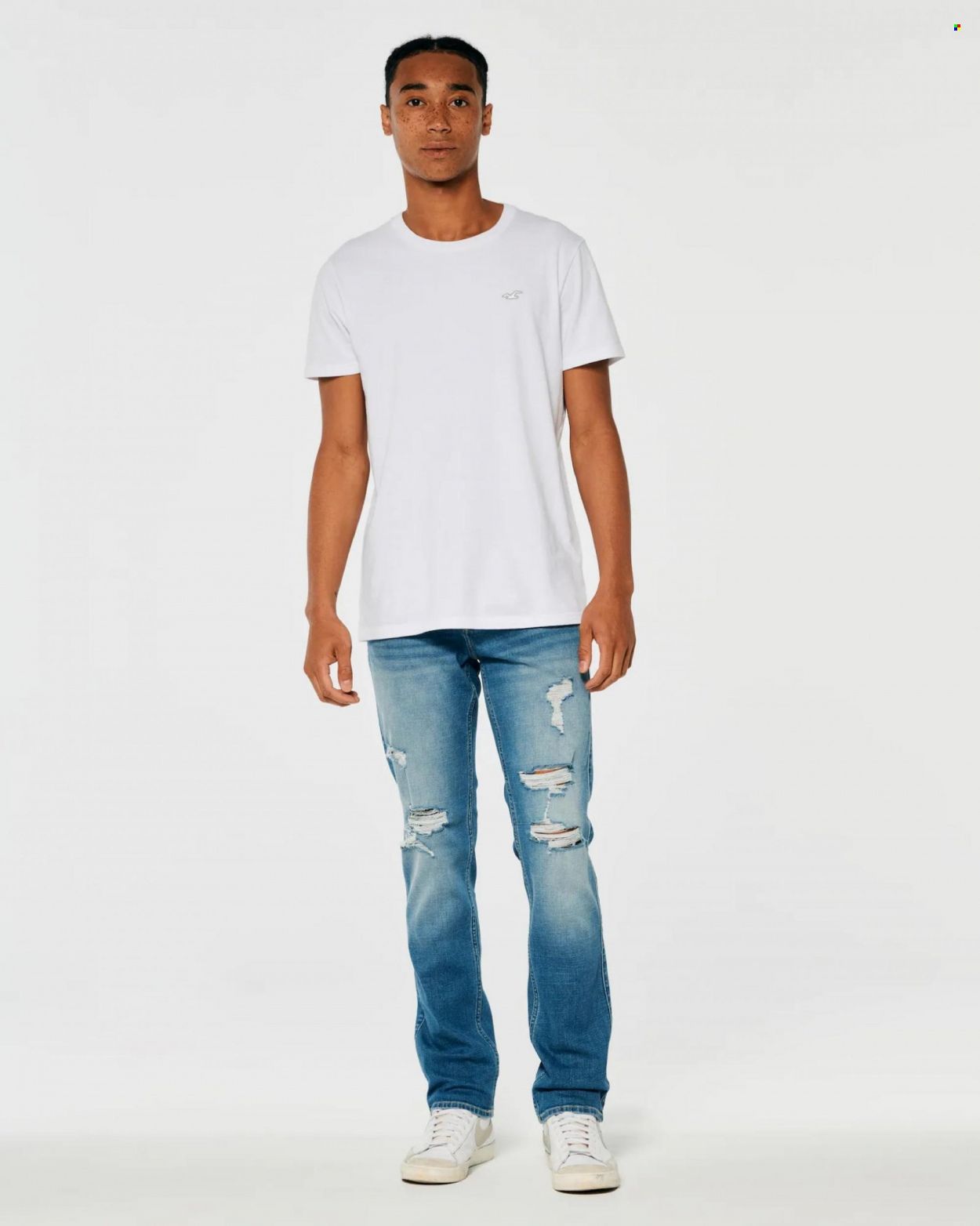 Hollister Promotions & Flyer Specials September 2022