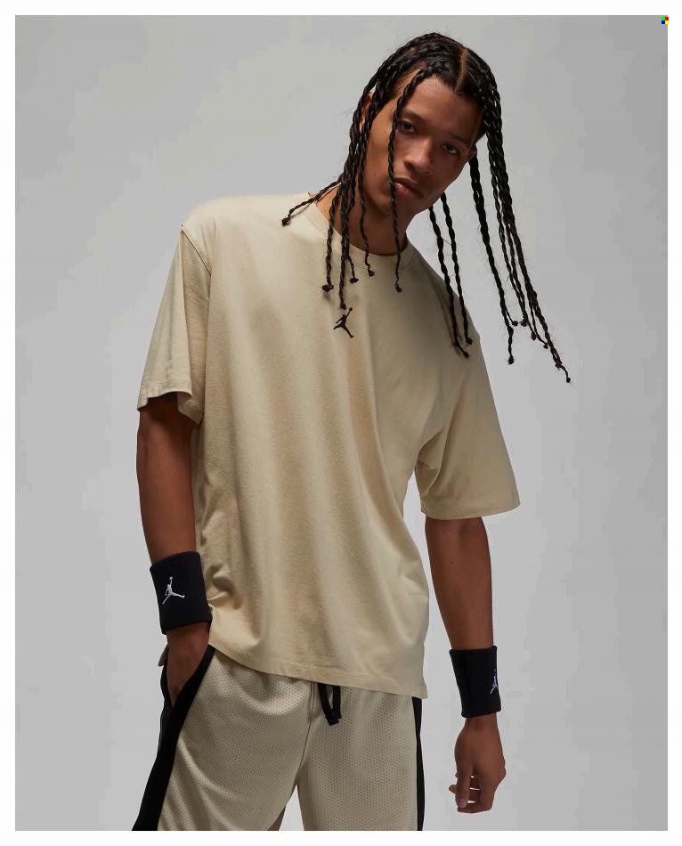 Nike Promotions & Flyer Specials December 2022