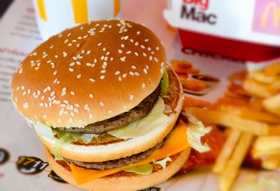 Enjoy the $12.50 Burger Bundle In-app on December 17 and 18 at McDonald’s with the SZN of Sharing