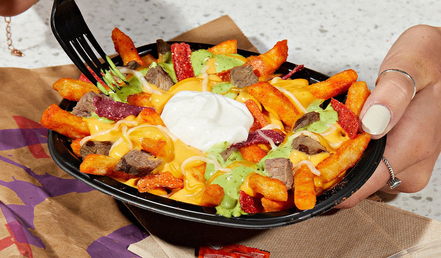 Taco Bell Serves Up their Returning Chile Verde and Steak Chile Verde Fries Taco Bell Serves Up their Returning Chile Verde and Steak Chile Verde Fries
