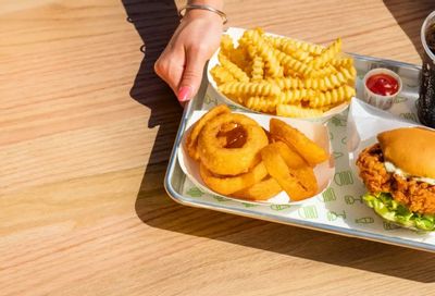 Shake Shack: Free Chicken Shack Every Sunday