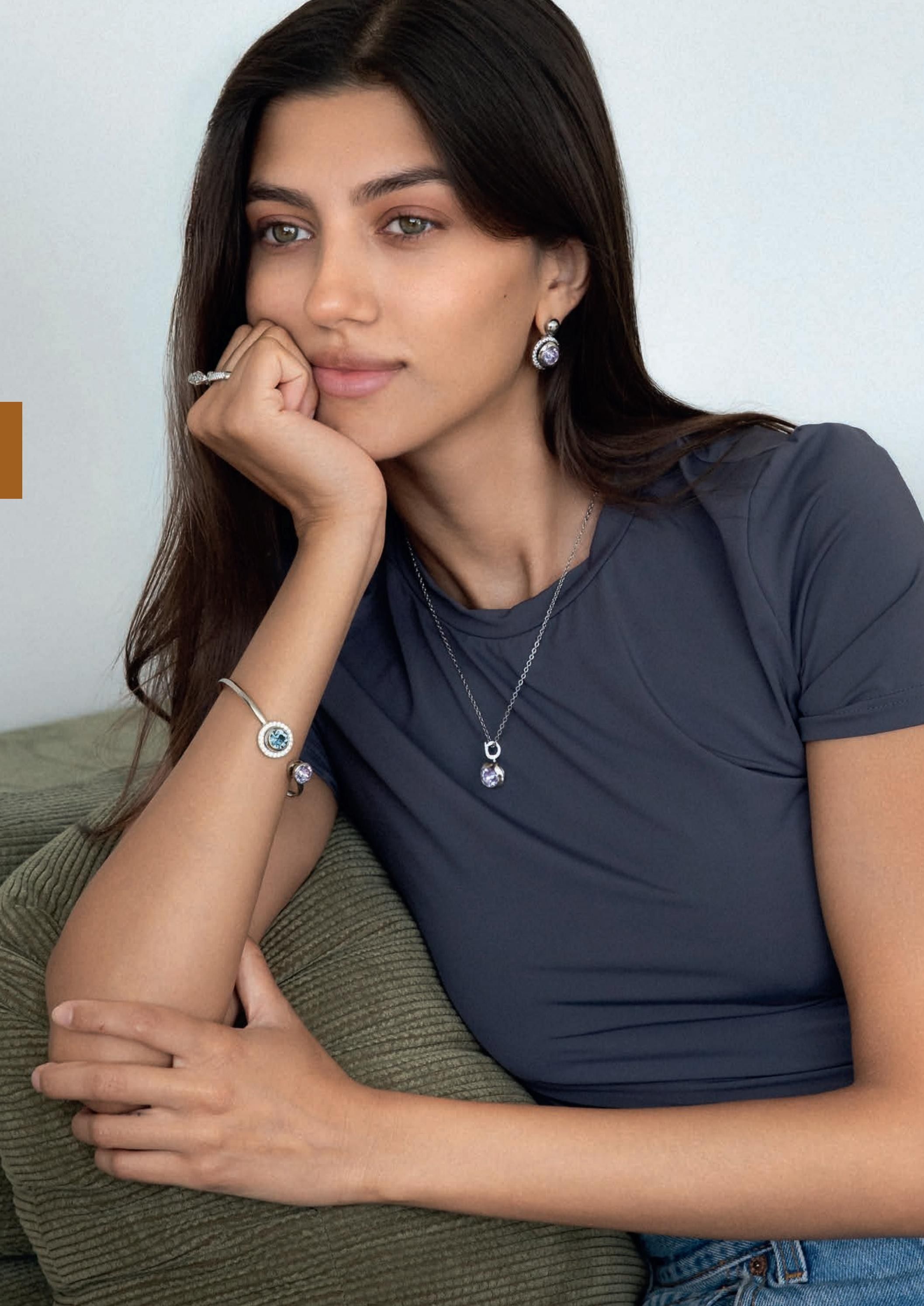 QUDO Interchangeable Autumn and Winter Jewelry Catalog Weekly Ad January 1 - December 31, 2026