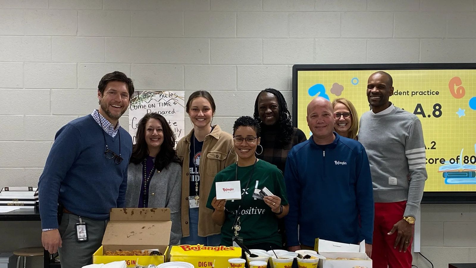 Bojangles Gives $10,000 in “BO”nuses and Catering to Local Teachers Bojangles Gives $10,000 in “BO”nuses and Catering to Local Teachers